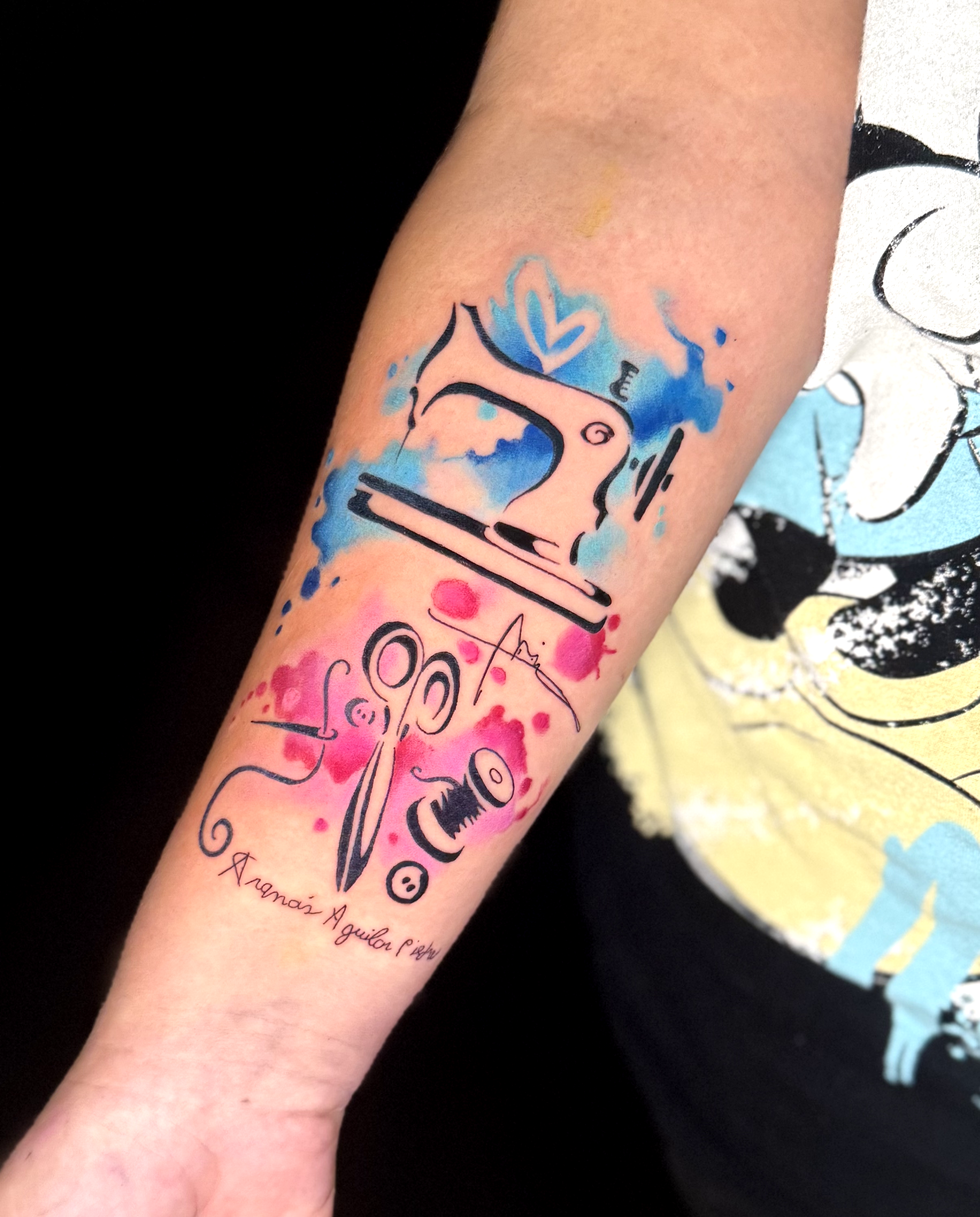 Tatuaje acuarela con lettering Sister